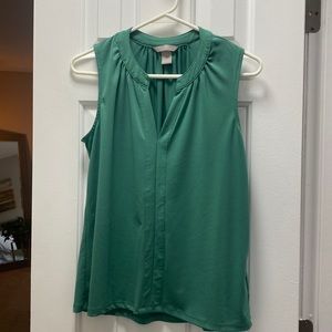 Teal v neck tank top, perfect for the office!